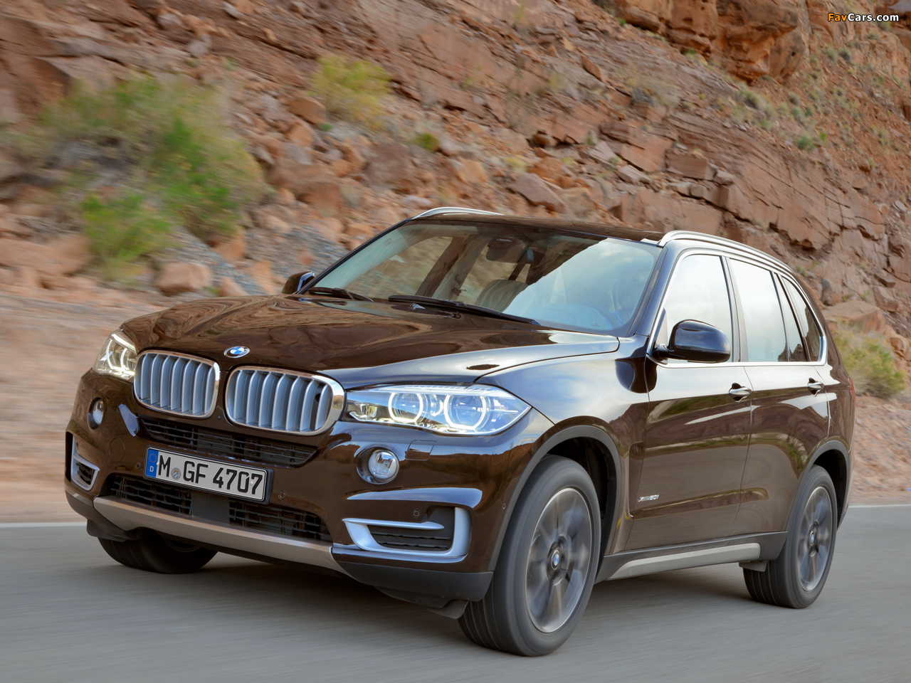 Photos of BMW X5 xDrive50i (F15) 2013 (1280 x 960)