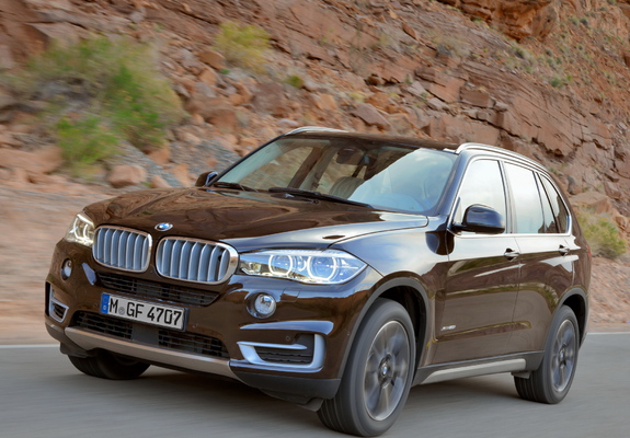 Photos of BMW X5 xDrive50i (F15) 2013