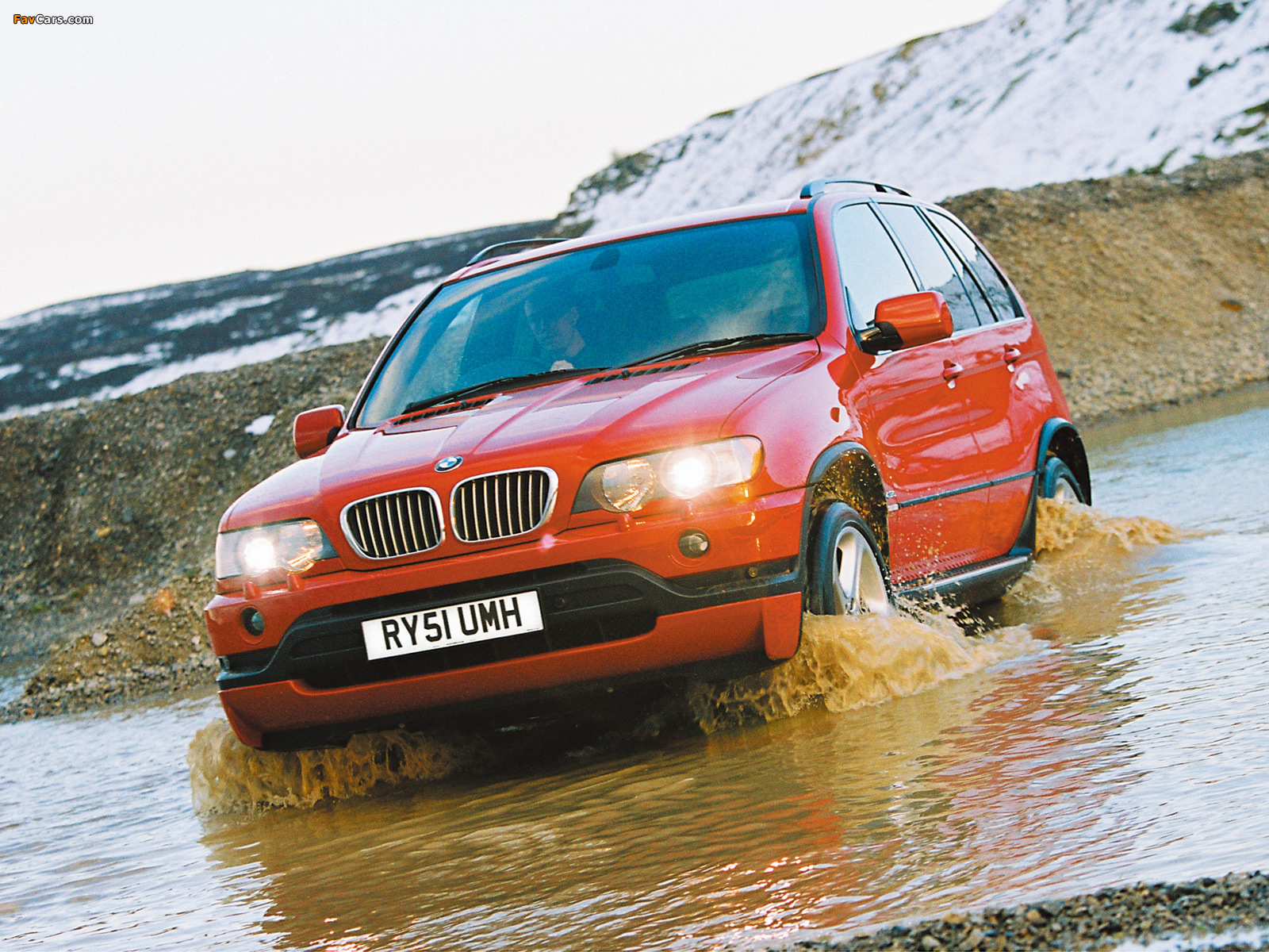 Pictures of BMW X5 4.6is UK-spec (E53) 2002–03 (1600 x 1200)