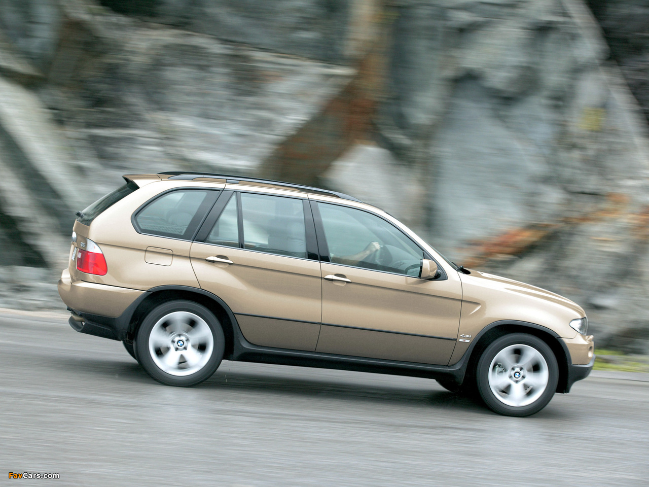 Pictures of BMW X5 4.4i (E53) 2003–07 (1280 x 960)