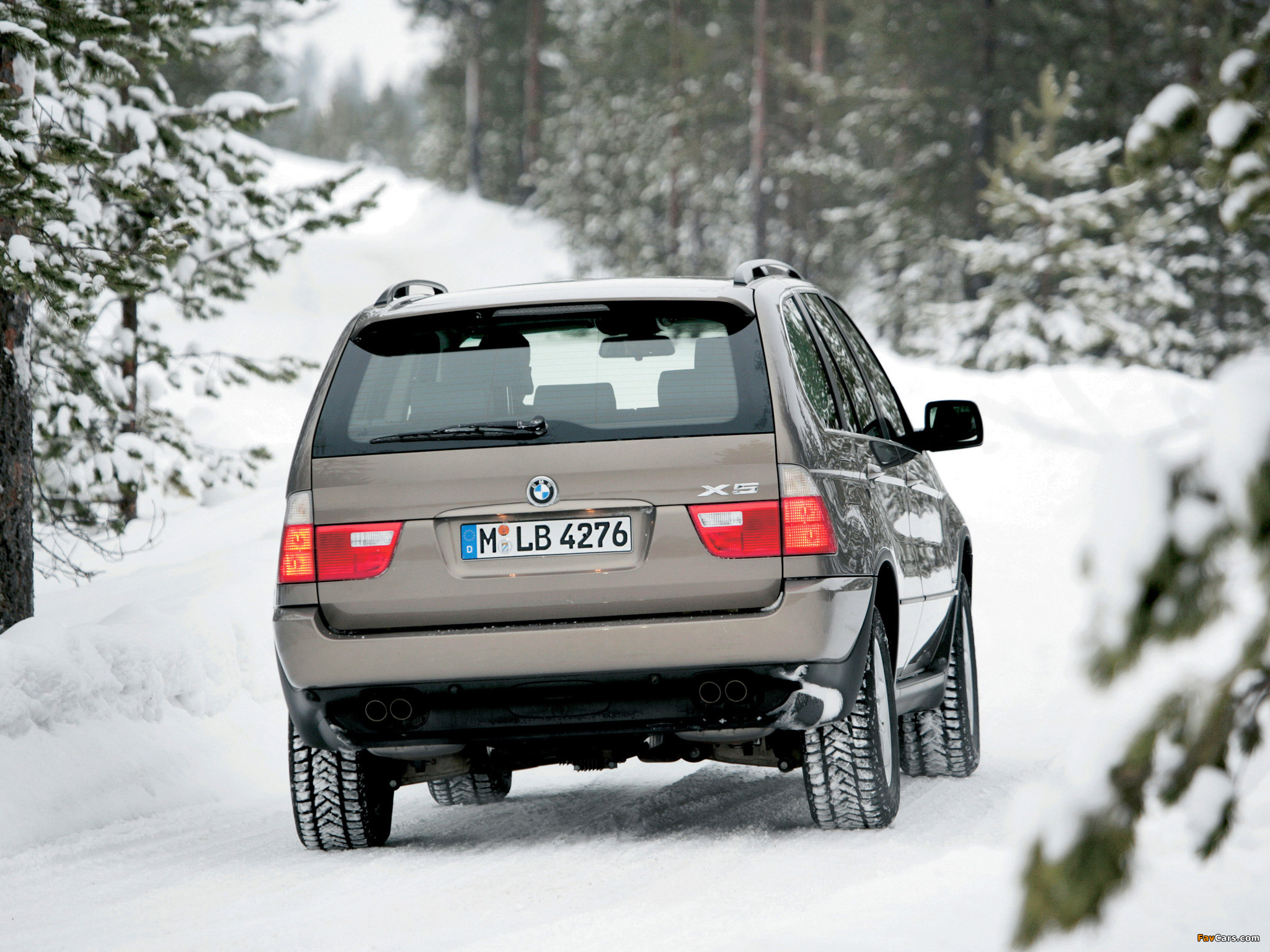 Pictures of BMW X5 4.4i (E53) 2003–07 (2048 x 1536)