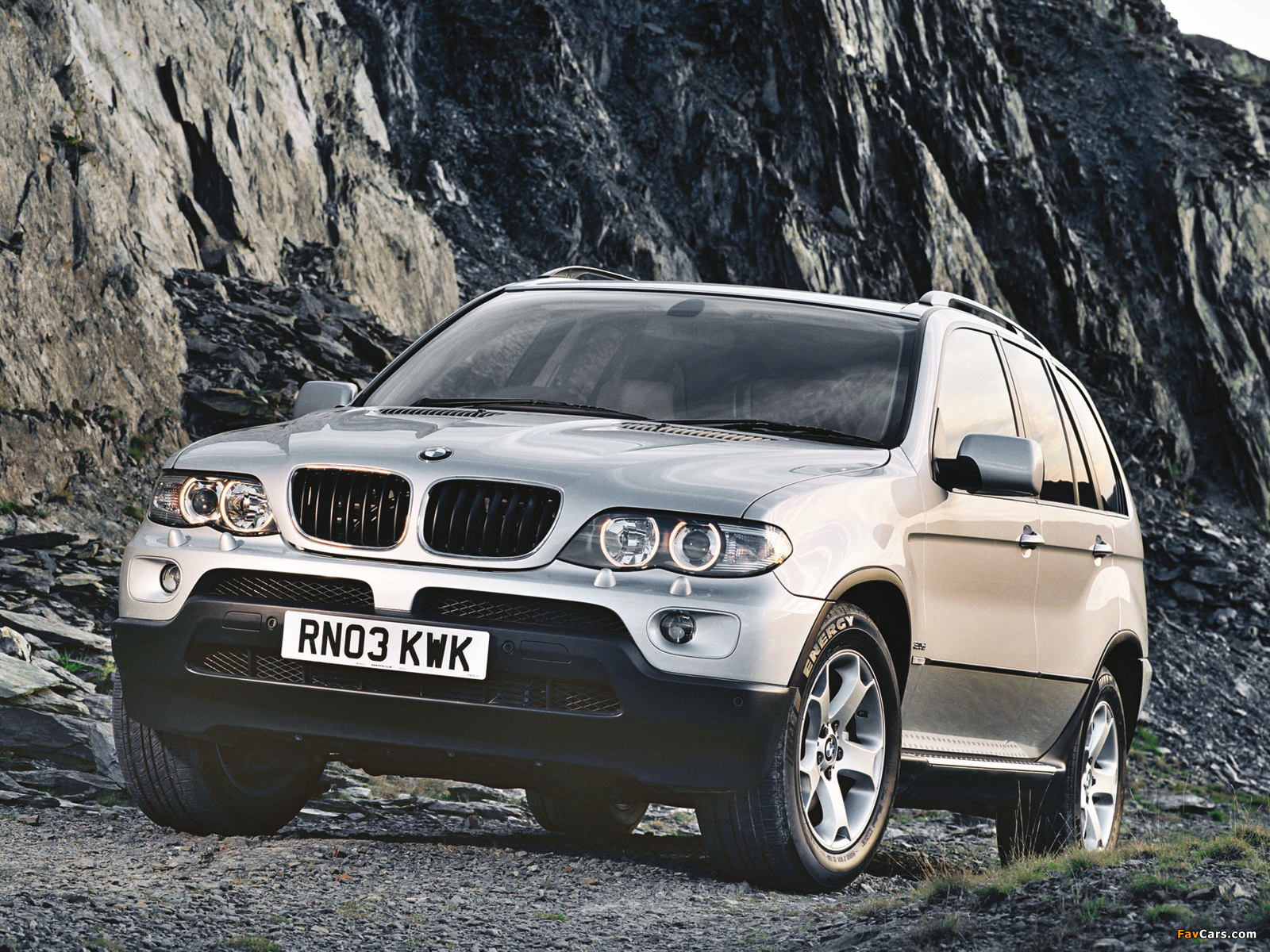 Pictures of BMW X5 3.0d UK-spec (E53) 2003–07 (1600 x 1200)