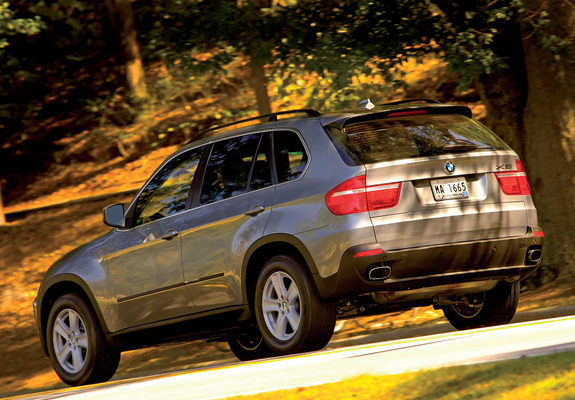 Pictures of BMW X5 4.8i US-spec (E70) 2007–10