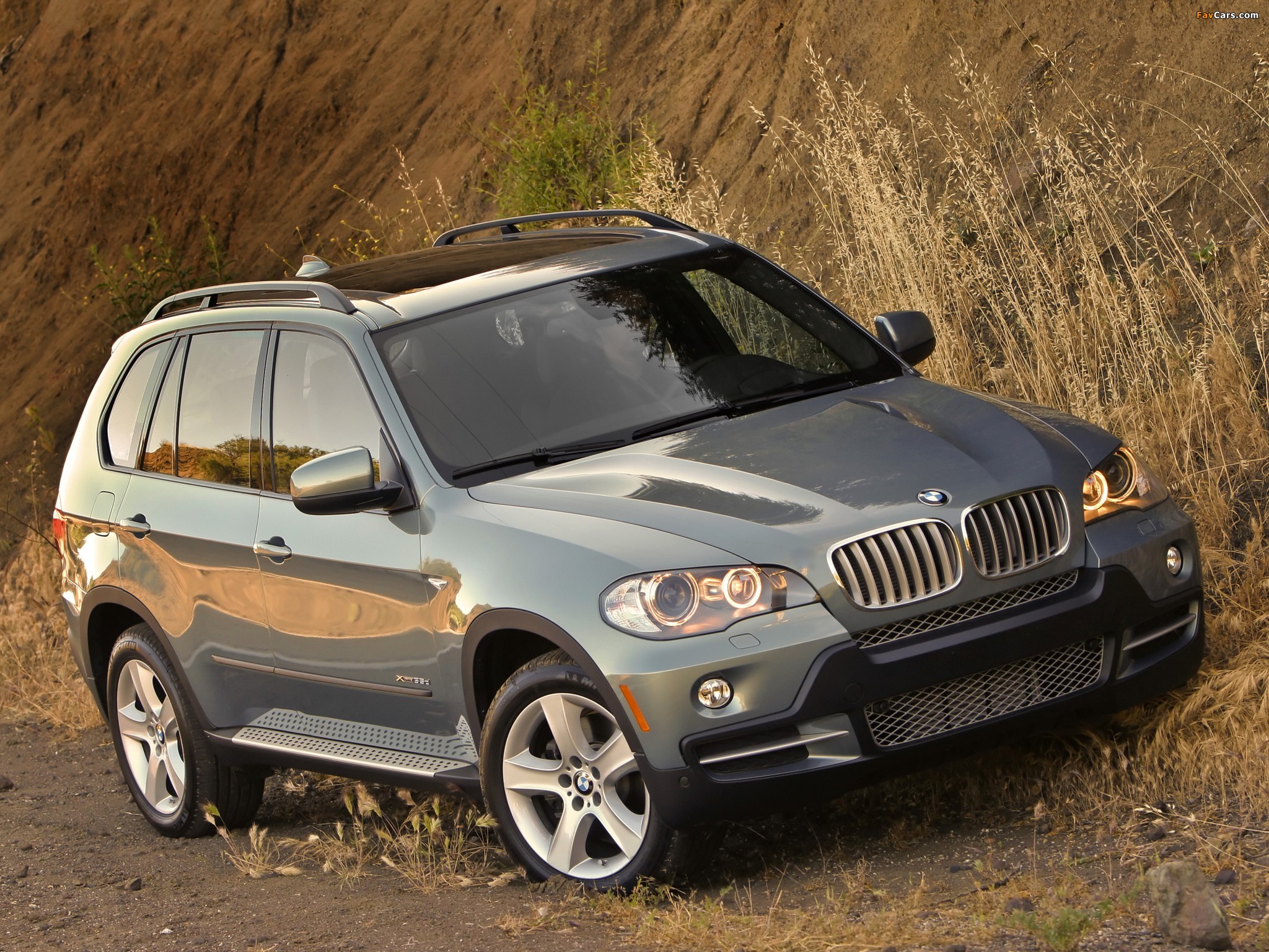 Pictures of BMW X5 xDrive35d BluePerformance US-spec (E70) 2009–10 (2048 x 1536)