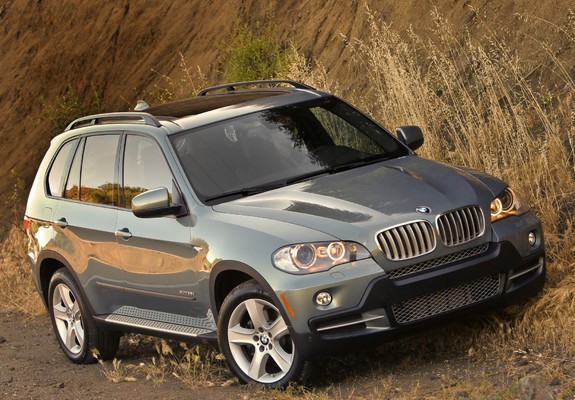 Pictures of BMW X5 xDrive35d BluePerformance US-spec (E70) 2009–10