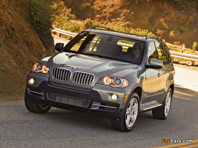 Pictures of BMW X5 xDrive35d BluePerformance US-spec (E70) 2009–10 (640 x 480)