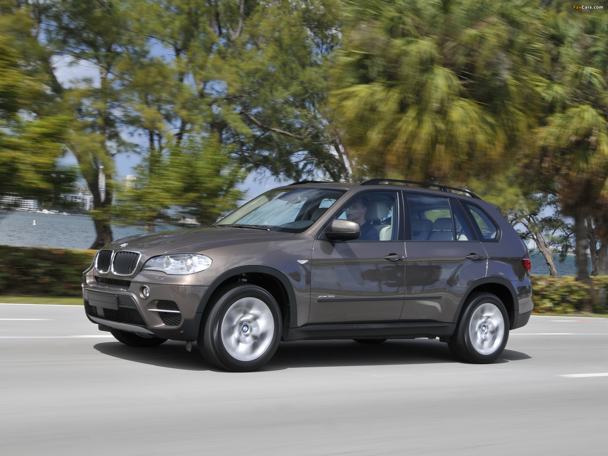 Pictures of BMW X5 xDrive35i (E70) 2010 (2048 x 1536)