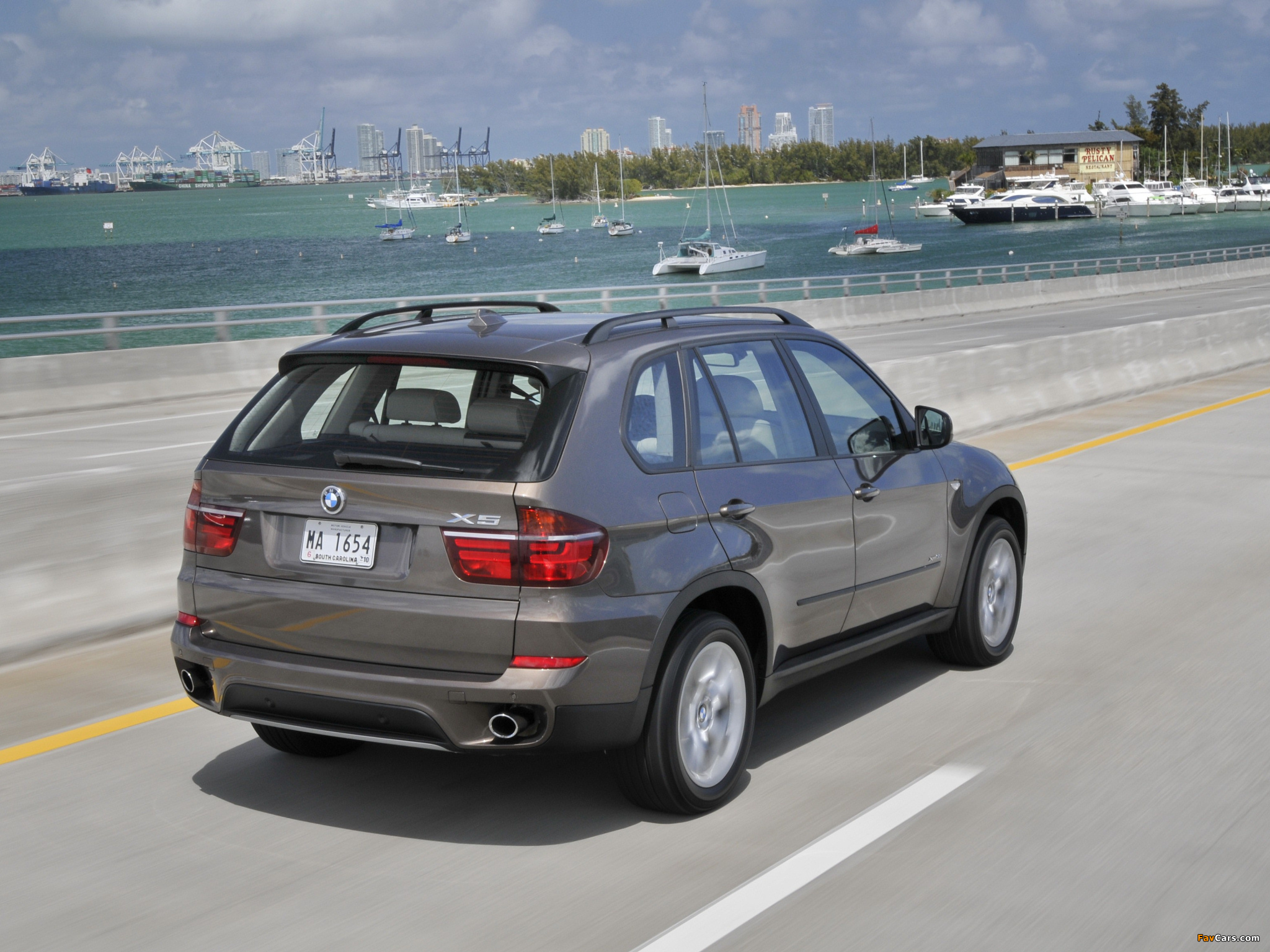 Pictures of BMW X5 xDrive35i (E70) 2010 (2048 x 1536)