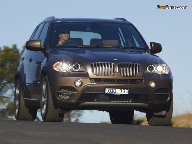 Pictures of BMW X5 xDrive50i AU-spec (E70) 2010 (640 x 480)