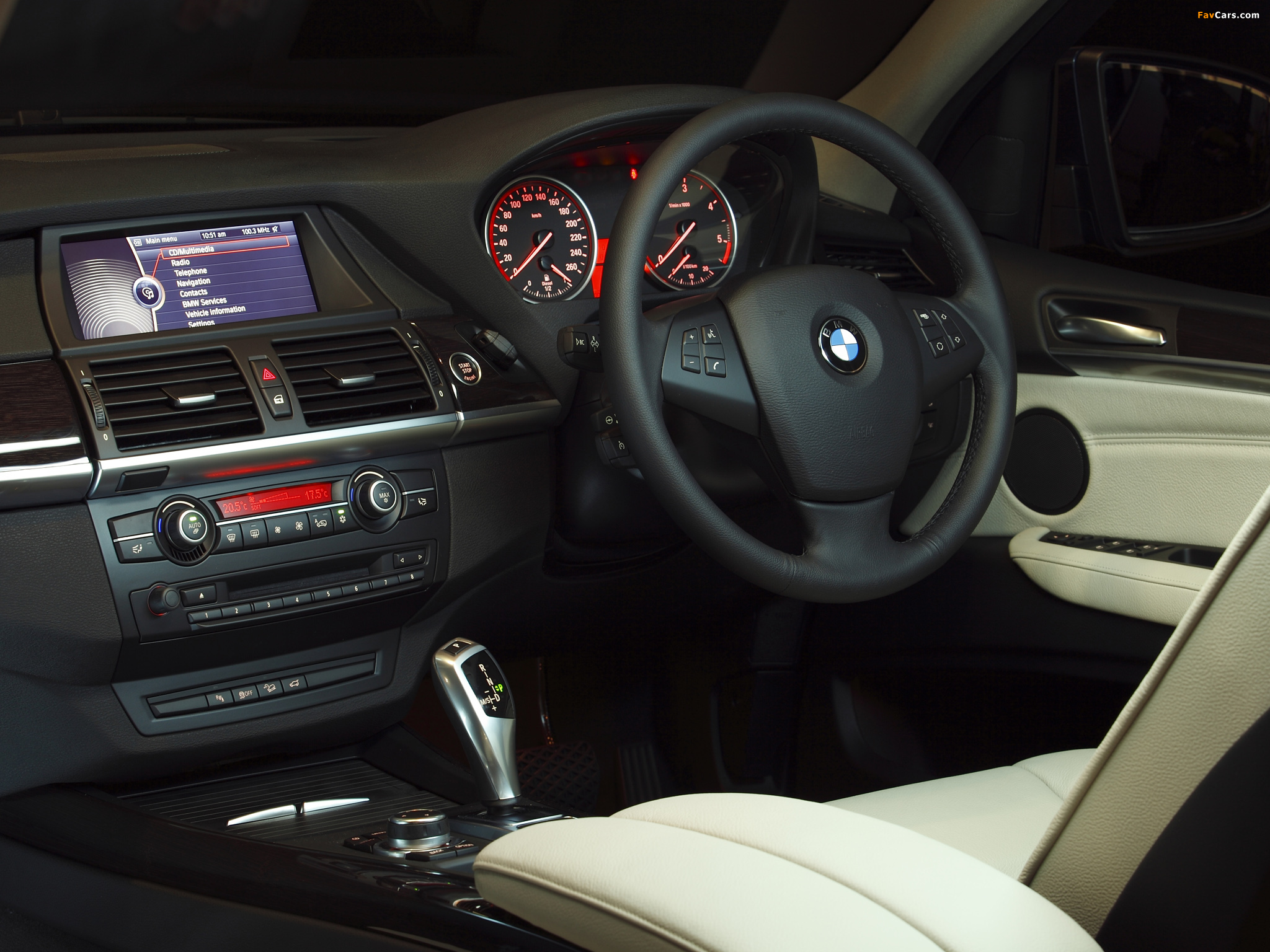 Pictures of BMW X5 xDrive50i AU-spec (E70) 2010 (2048 x 1536)
