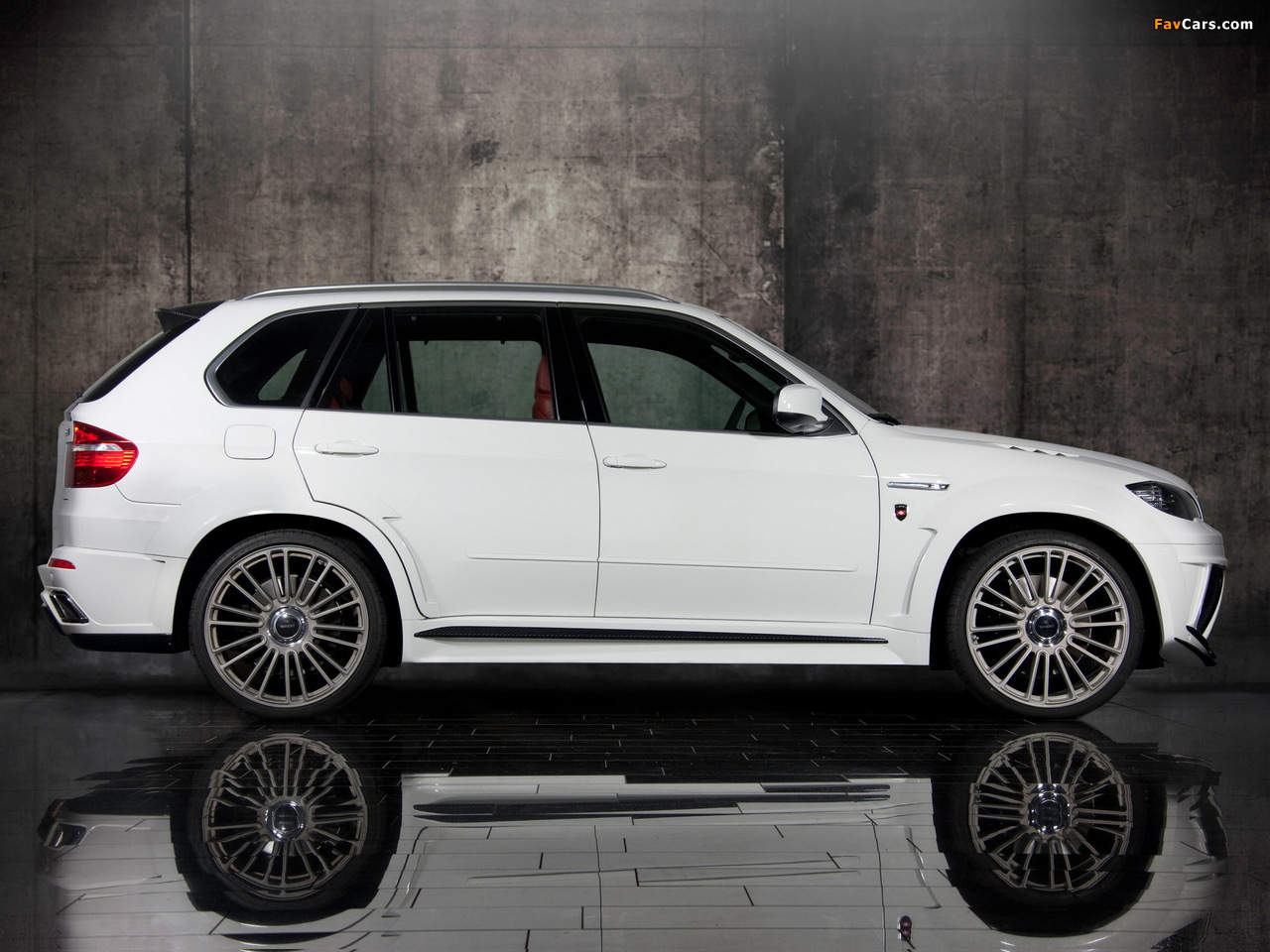 Mansory BMW X5 (E70) 2010 wallpapers (1280 x 960)