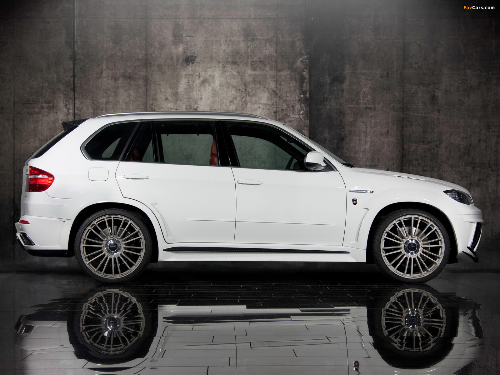 Mansory BMW X5 (E70) 2010 wallpapers (1600 x 1200)