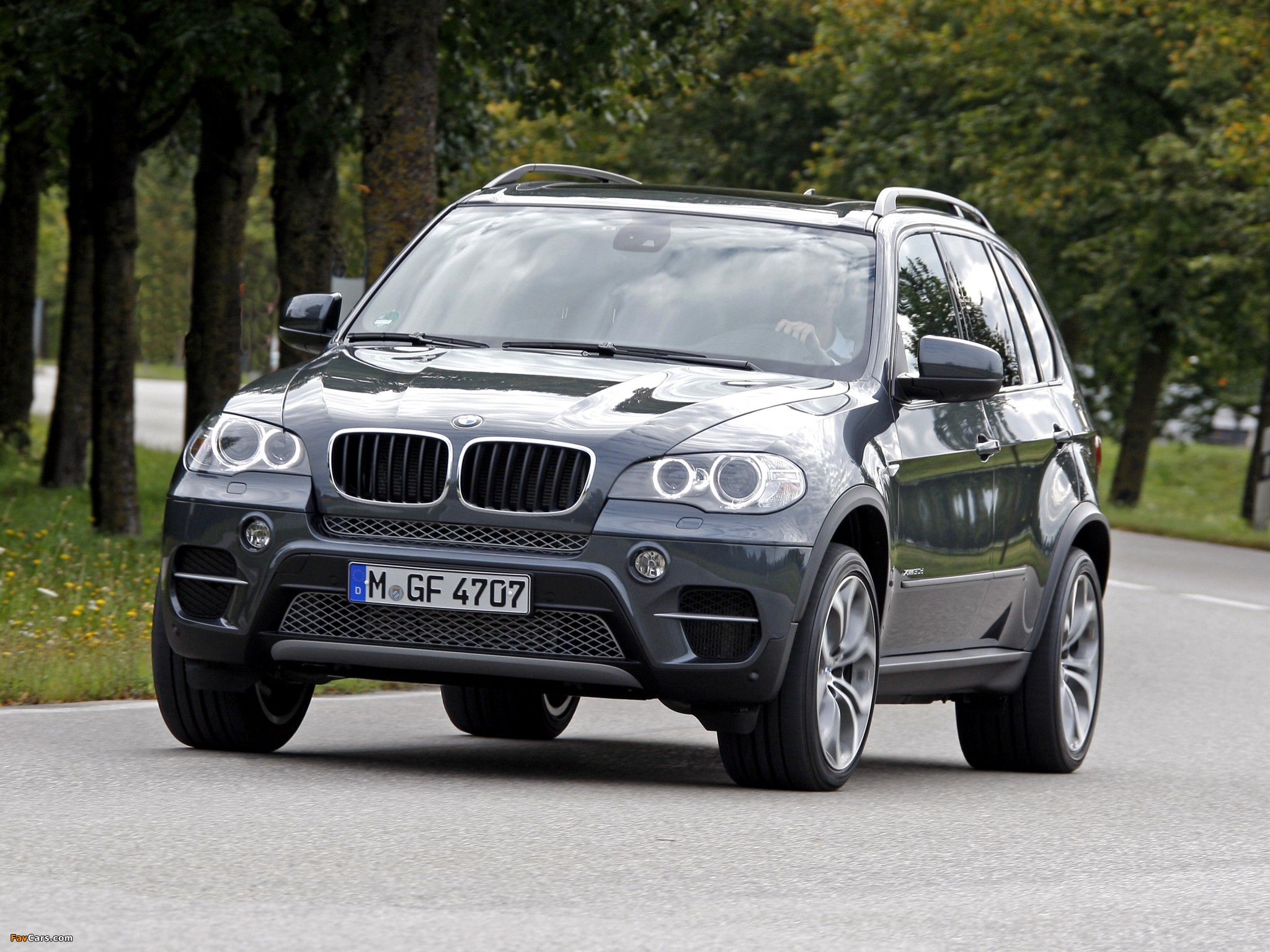 BMW X5 xDrive30d (E70) 2011 wallpapers (2048 x 1536)