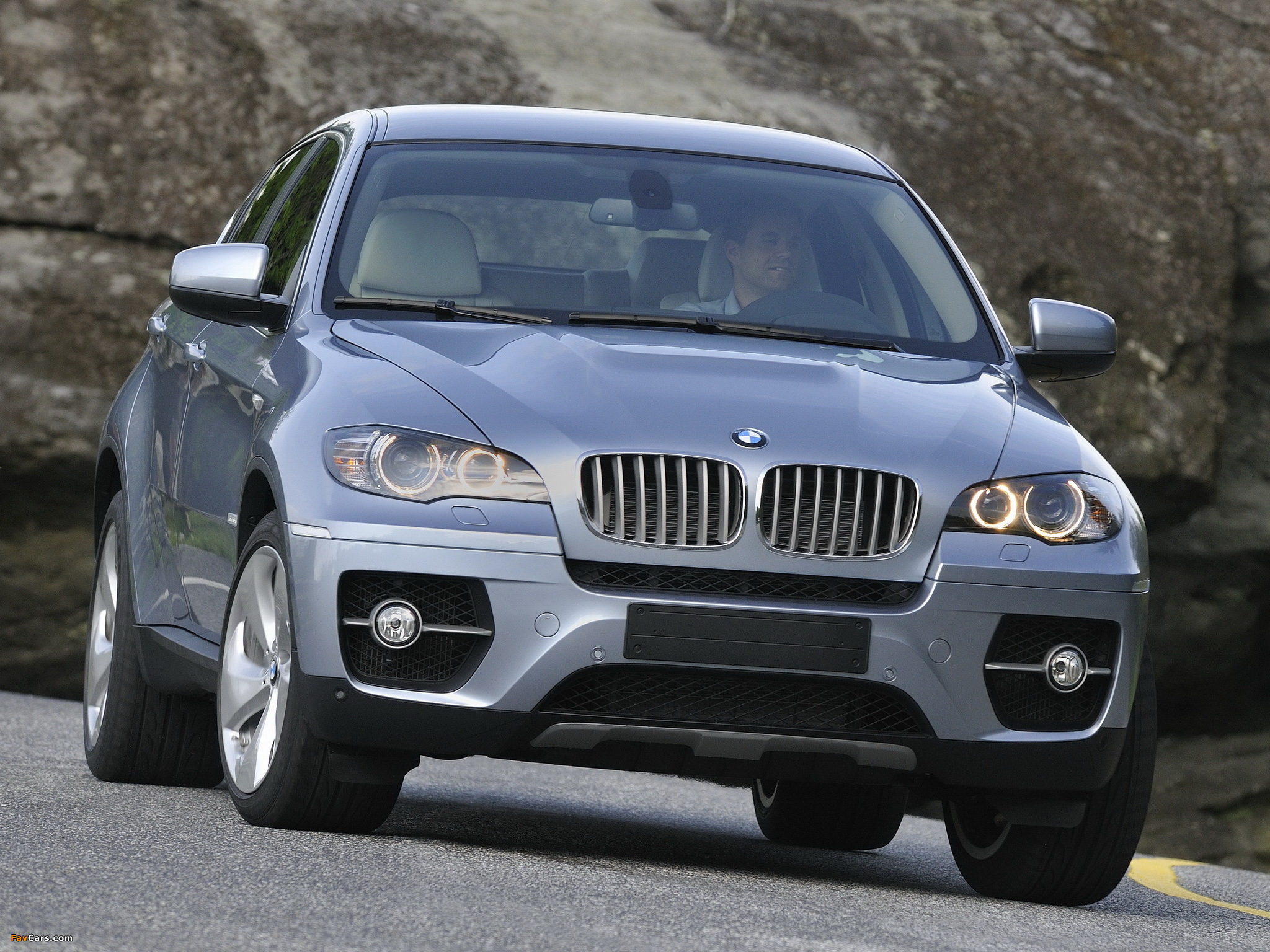 Images of BMW X6 ActiveHybrid (E72) 2009–11 (2048 x 1536)