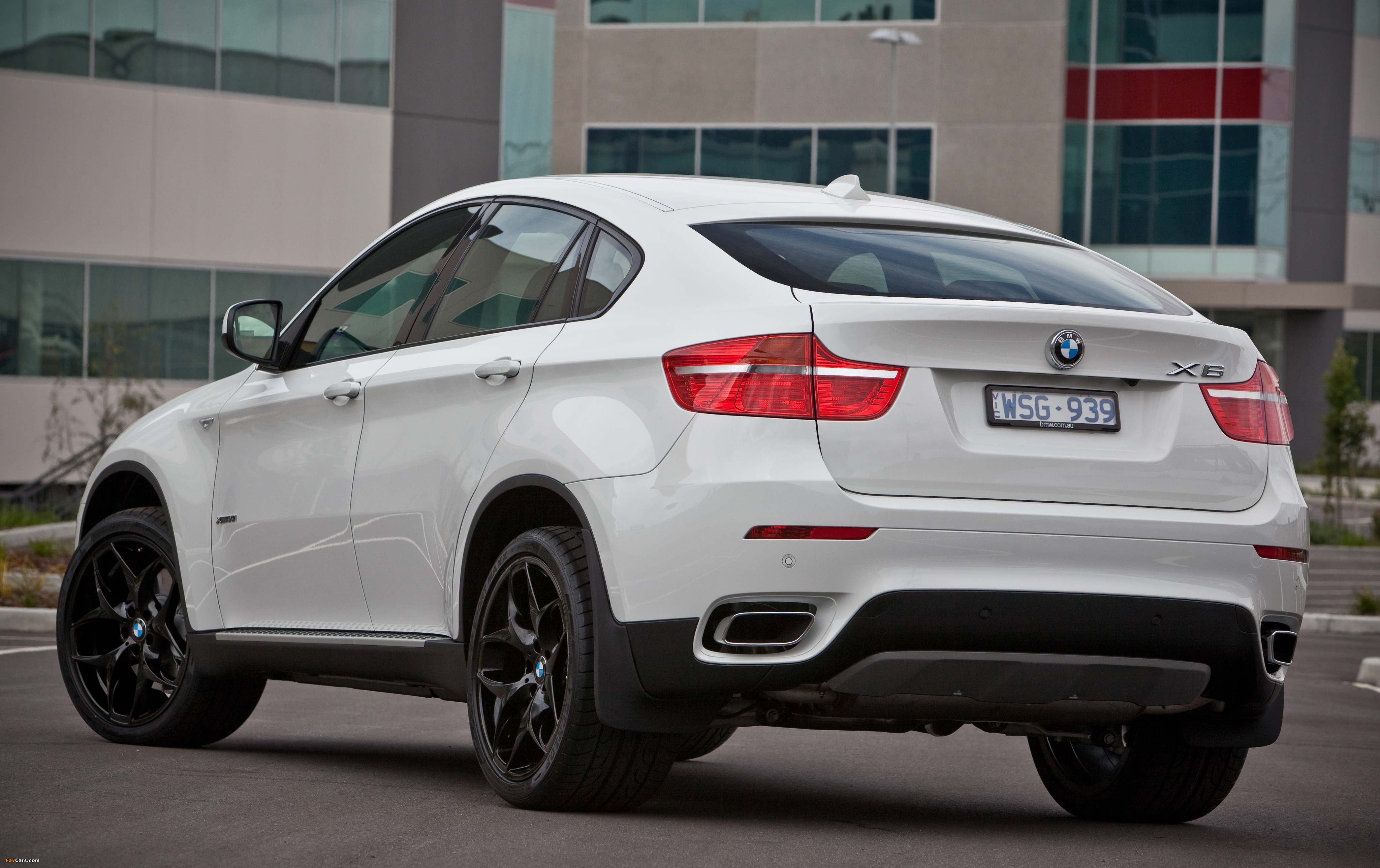 Images of BMW X6 xDrive50i AU-spec (E71) 2009–12 (4096 x 2578)