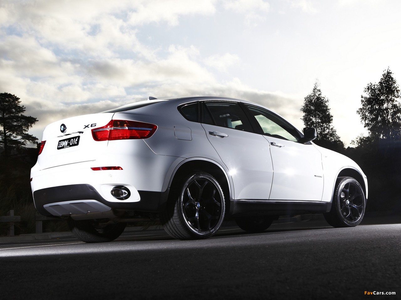 Images of BMW X6 xDrive30d AU-spec (E71) 2011 (1280 x 960)