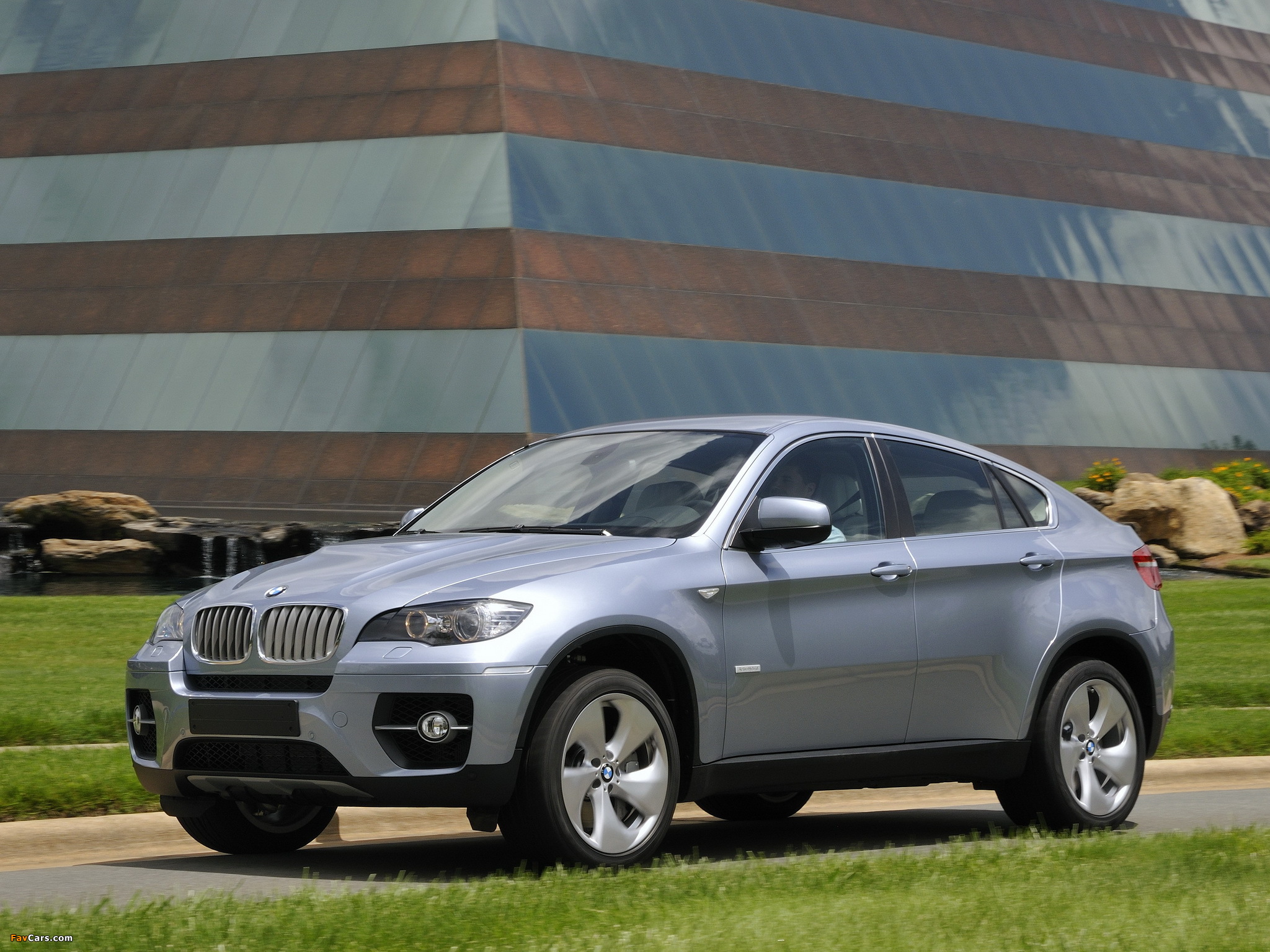 Photos of BMW X6 ActiveHybrid (E72) 2009–11 (2048 x 1536)