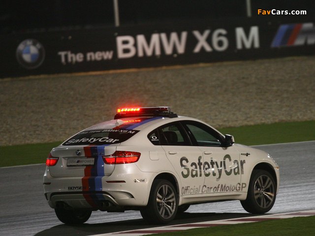 Photos of BMW X6 M MotoGP Safety Car (E71) 2009–10 (640 x 480)