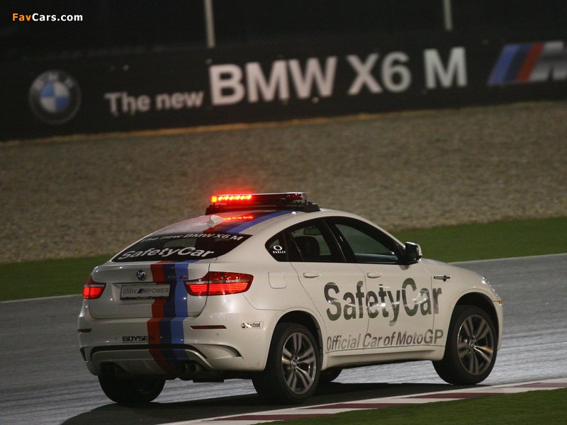 Photos of BMW X6 M MotoGP Safety Car (E71) 2009–10 (800 x 600)
