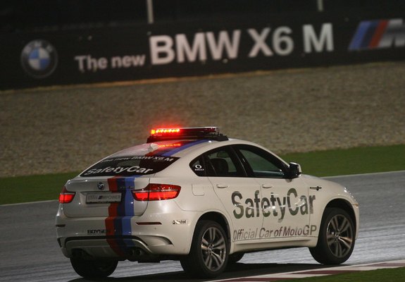 Photos of BMW X6 M MotoGP Safety Car (E71) 2009–10