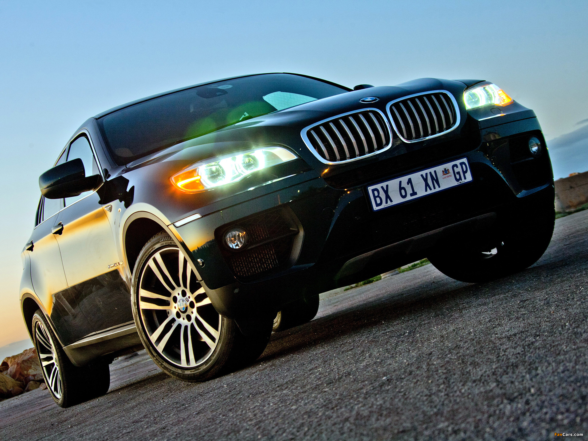 Photos of BMW X6 xDrive50i ZA-spec (E71) 2012 (2048 x 1536)