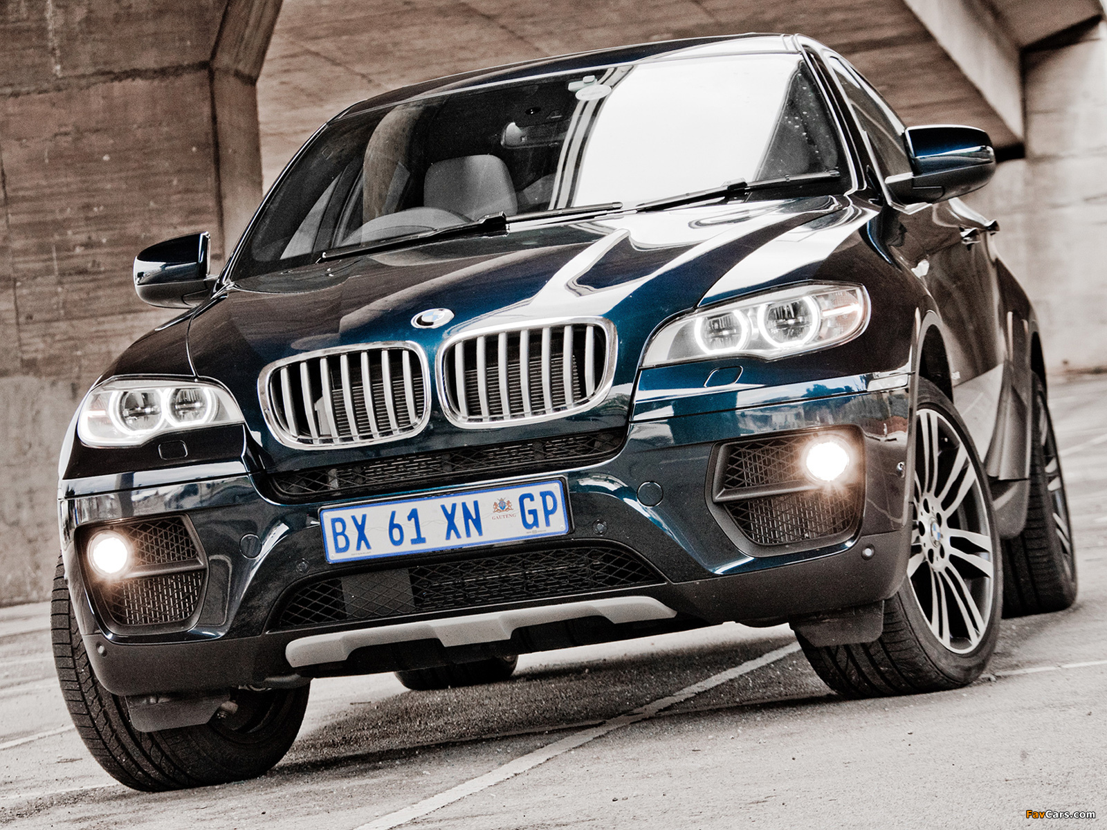 Photos of BMW X6 xDrive50i ZA-spec (E71) 2012 (1600 x 1200)