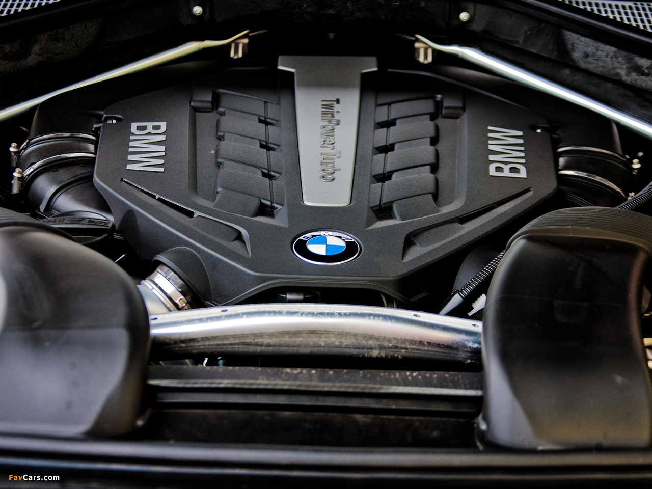 Pictures of BMW X6 xDrive50i ZA-spec (E71) 2012 (1280 x 960)