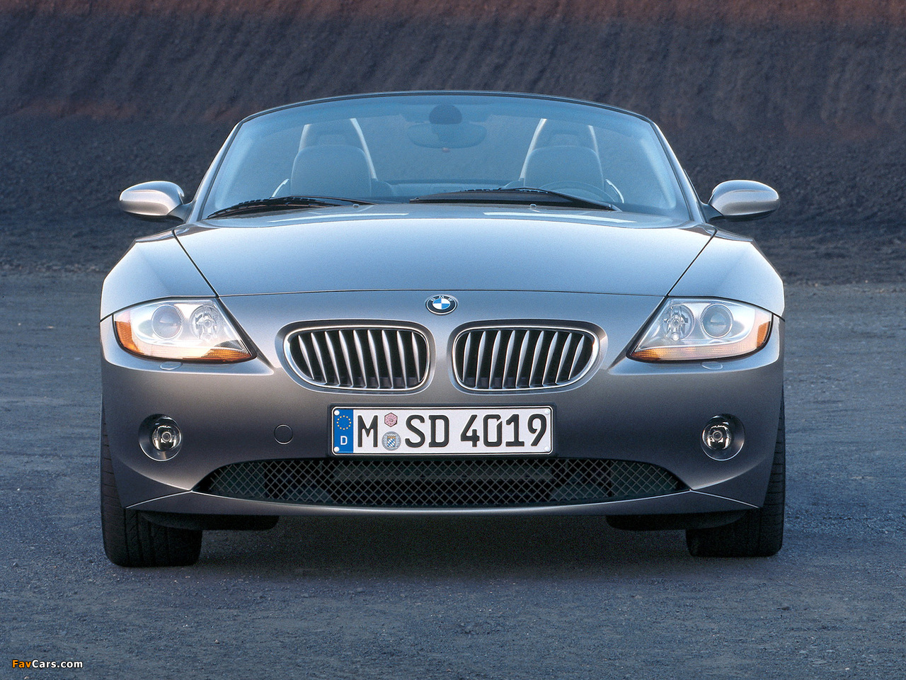BMW Z4 3.0i Roadster (E85) 2002–05 images (1280 x 960)