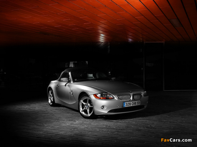 BMW Z4 2.5i Roadster (E85) 2002–05 images (640 x 480)