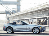 BMW Z4 3.0i Roadster (E85) 2002–05 pictures