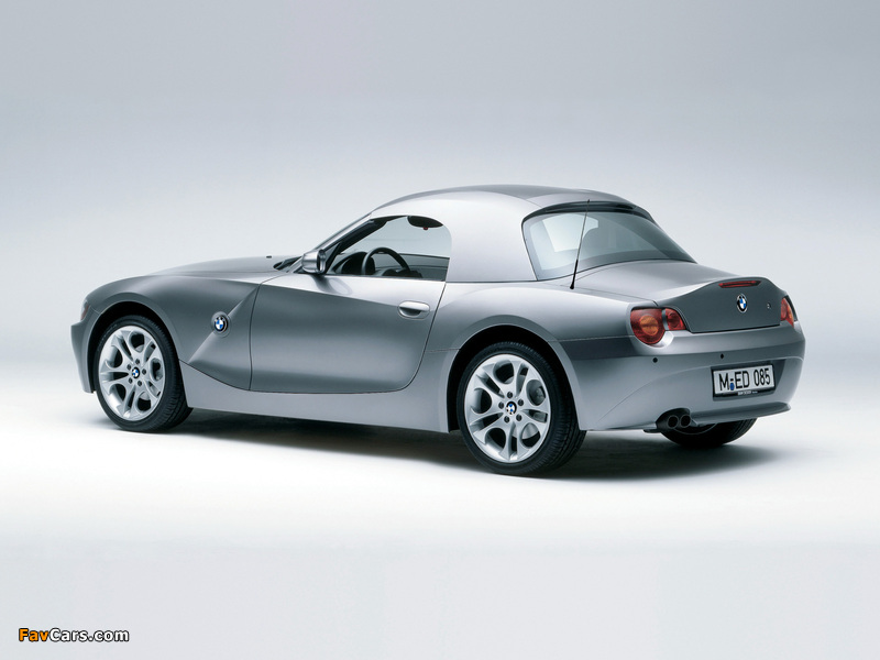 BMW Z4 3.0i Roadster (E85) 2002–05 pictures (800 x 600)