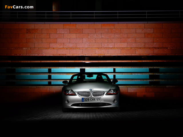 BMW Z4 2.5i Roadster (E85) 2002–05 wallpapers (640 x 480)