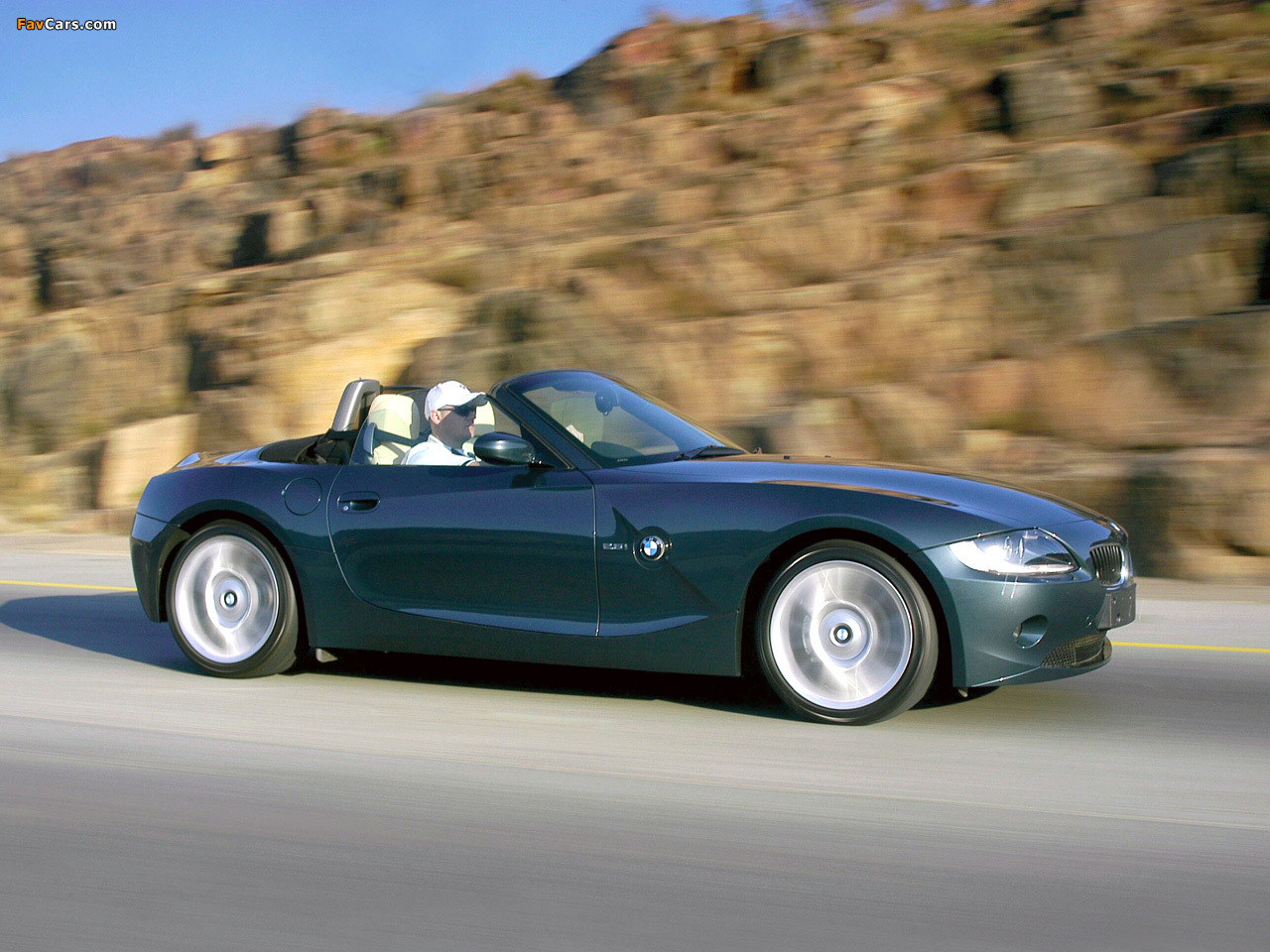 BMW Z4 Roadster Individual (E85) 2004 images (1280 x 960)