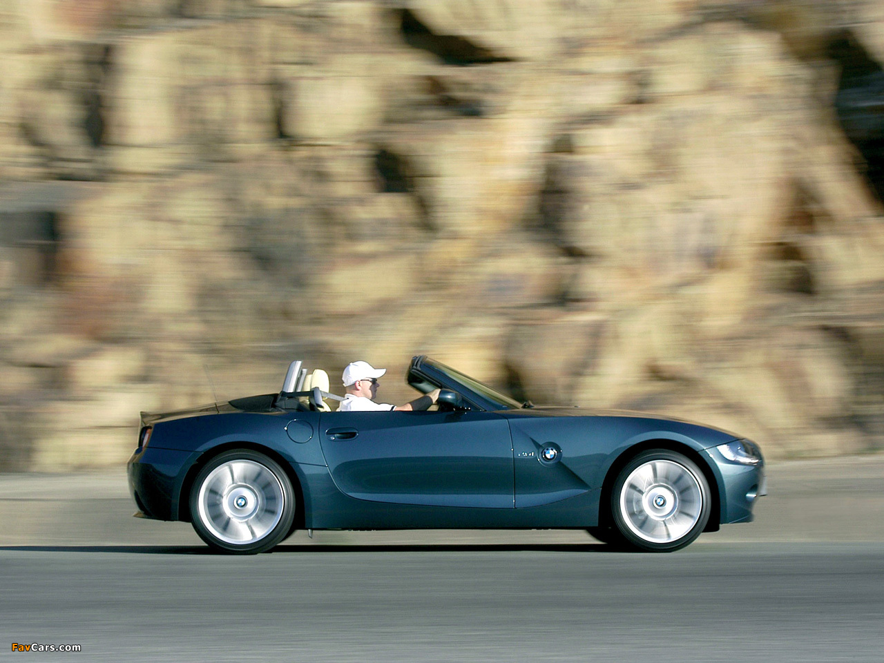 BMW Z4 Roadster Individual (E85) 2004 wallpapers (1280 x 960)