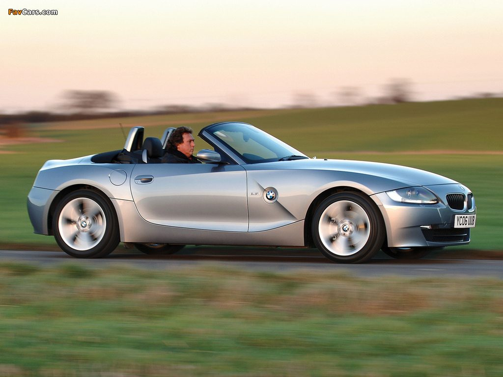 BMW Z4 2.5i Roadster UK-spec (E85) 2005–09 pictures (1024 x 768)