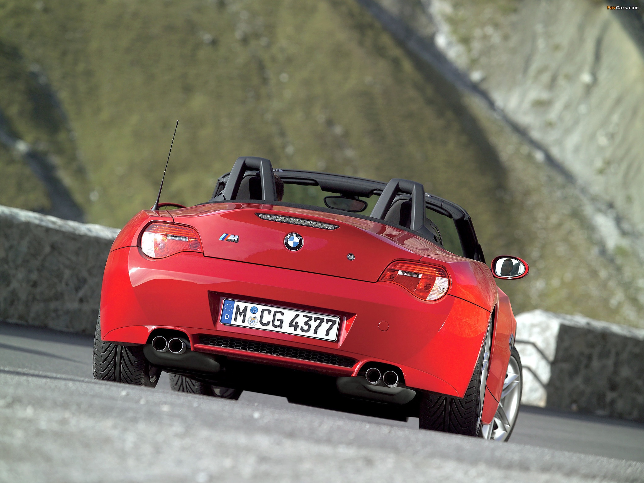 BMW Z4 M Roadster (E85) 2006–08 images (2048 x 1536)
