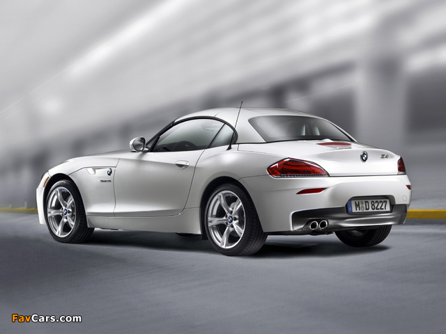 BMW Z4 sDrive30i Roadster M Sports Package (E89) 2009 images (640 x 480)