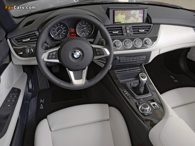 BMW Z4 sDrive30i Roadster US-spec (E89) 2009 images (640 x 480)