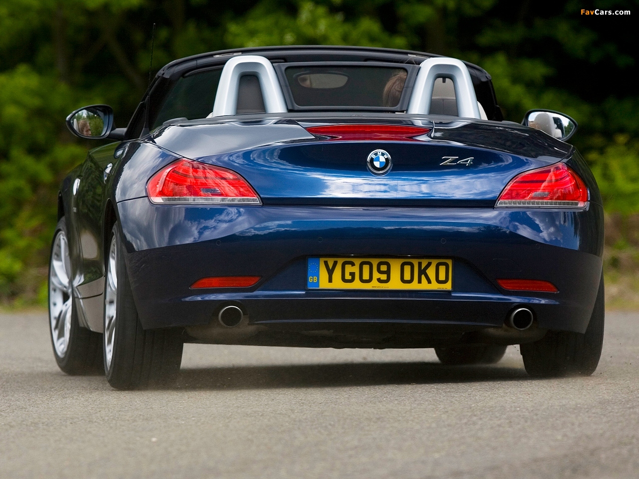 BMW Z4 sDrive35i Roadster UK-spec (E89) 2009–12 pictures (1280 x 960)