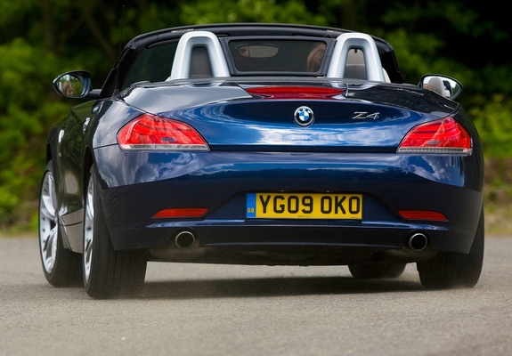 BMW Z4 sDrive35i Roadster UK-spec (E89) 2009–12 pictures