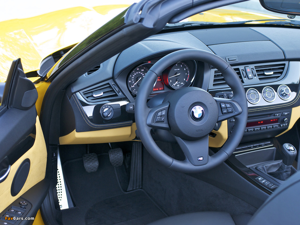 BMW Z4 sDrive28i Roadster US-spec (E89) 2011–12 photos (1024 x 768)