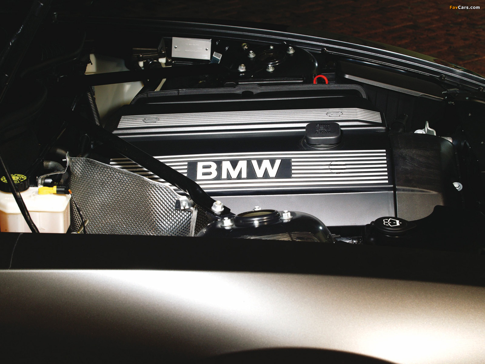 Images of BMW Z4 2.5i Roadster AU-spec (E85) 2002–05 (1600 x 1200)