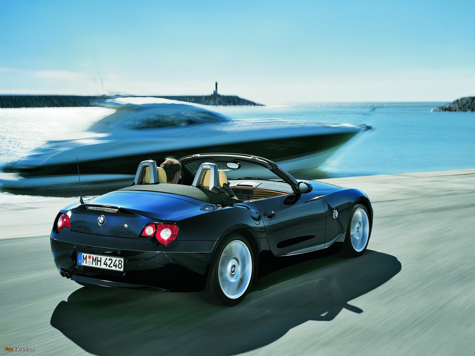 Images of BMW Z4 Roadster Individual (E85) 2004 (1600 x 1200)