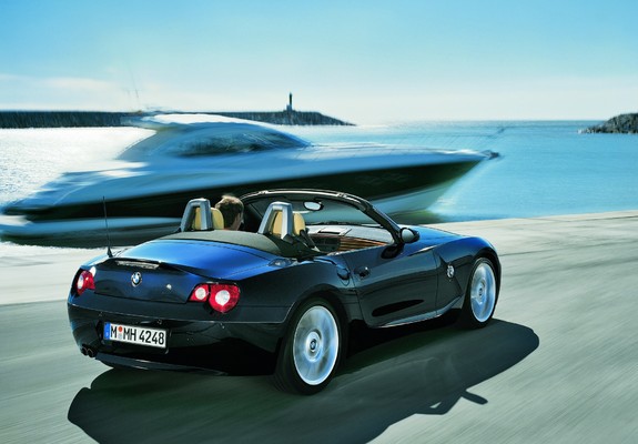 Images of BMW Z4 Roadster Individual (E85) 2004