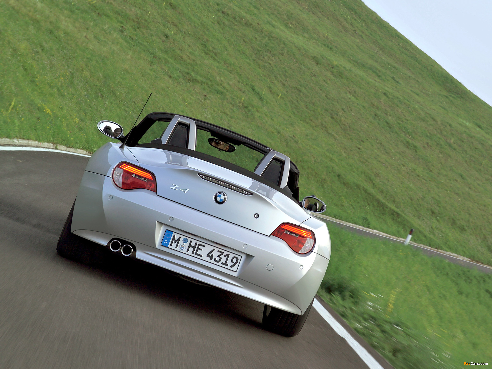 Images of BMW Z4 3.0i Roadster (E85) 2005–09 (2048 x 1536)