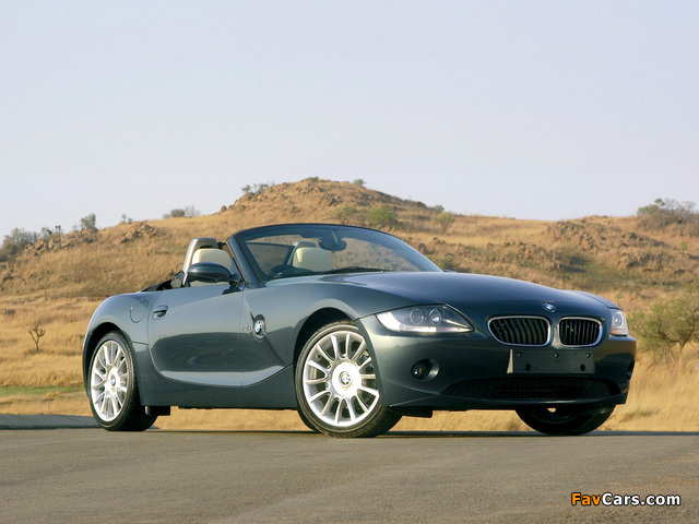 Photos of BMW Z4 Roadster Individual (E85) 2004 (640 x 480)