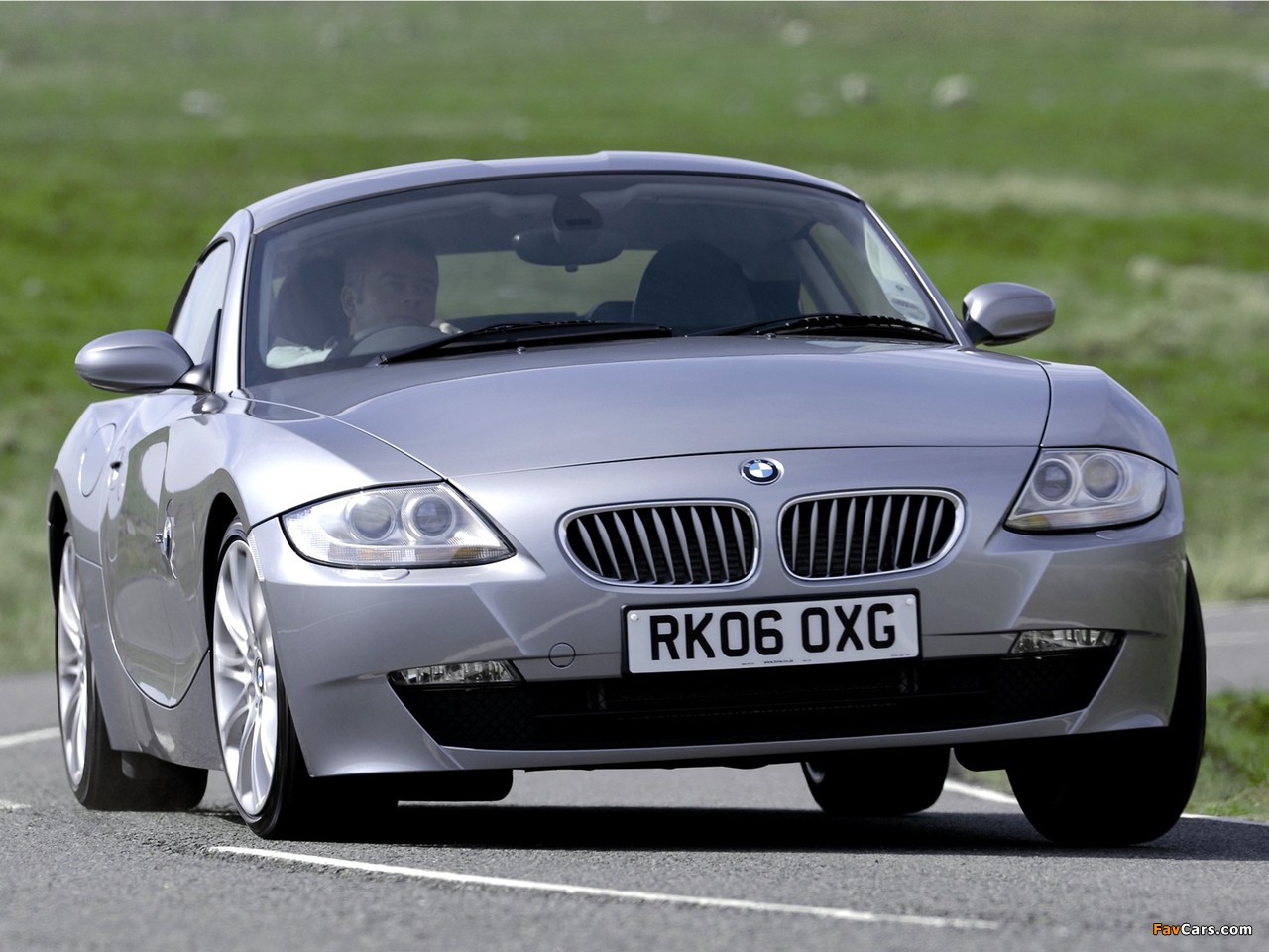 Photos of BMW Z4 3.0si Coupe UK-spec 2006–09 (1280 x 960)