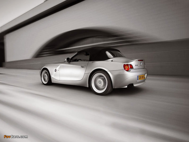 Pictures of BMW Z4 2.5i Roadster (E85) 2002–05 (800 x 600)