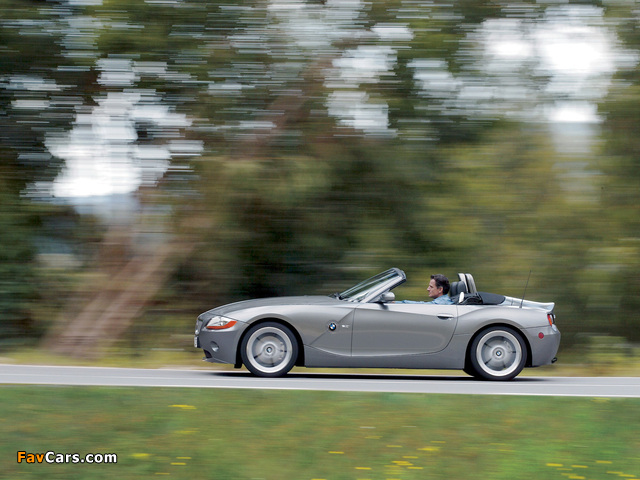 Pictures of BMW Z4 3.0i Roadster (E85) 2002–05 (640 x 480)