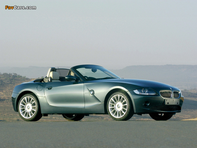 Pictures of BMW Z4 Roadster Individual (E85) 2004 (640 x 480)